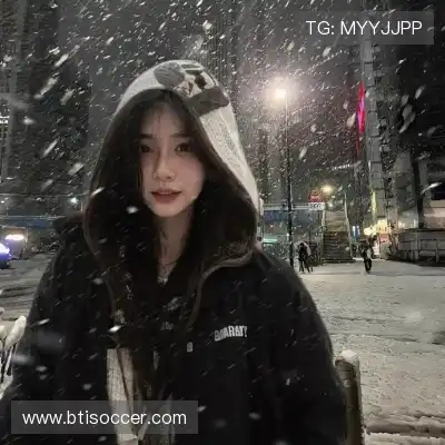 钱奔洋